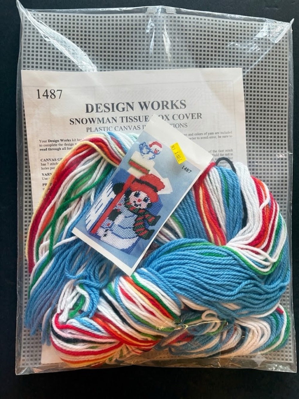 Design Works Snowman Tissue Box Cover Craft Kit - Multi Color Yarn